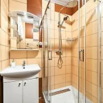 Apartment Gut - 2 Sypialnie, Duza Kuchnia, Kino Domowe Netflix & Hbo, Kryty Parking, Szybkie Wifi, 5km Od Zakopane *